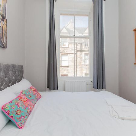 Bright & Homely City Centre Apartment Near Holyrood Edimburgo Exterior foto