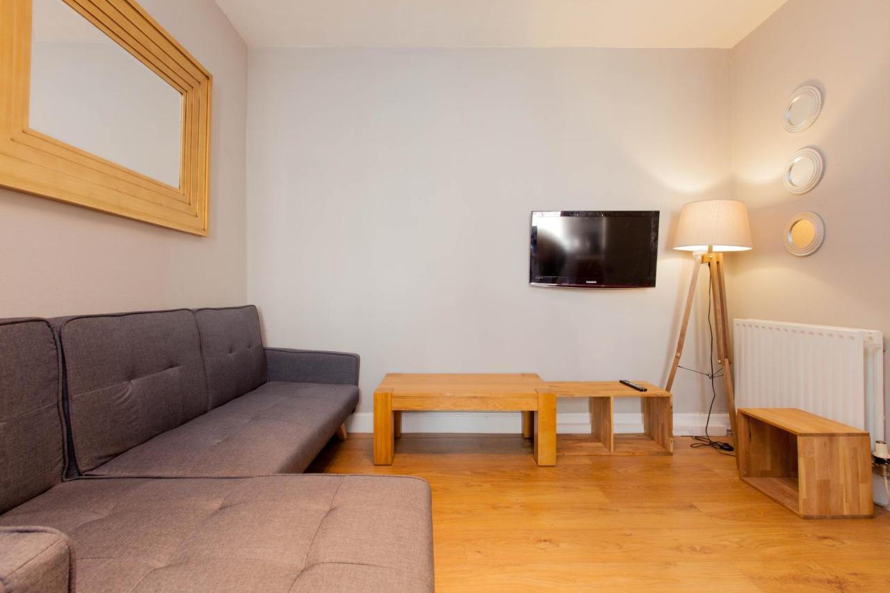Bright & Homely City Centre Apartment Near Holyrood Edimburgo Exterior foto
