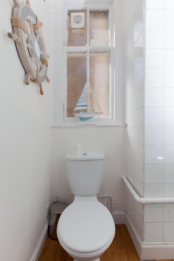 Bright & Homely City Centre Apartment Near Holyrood Edimburgo Exterior foto
